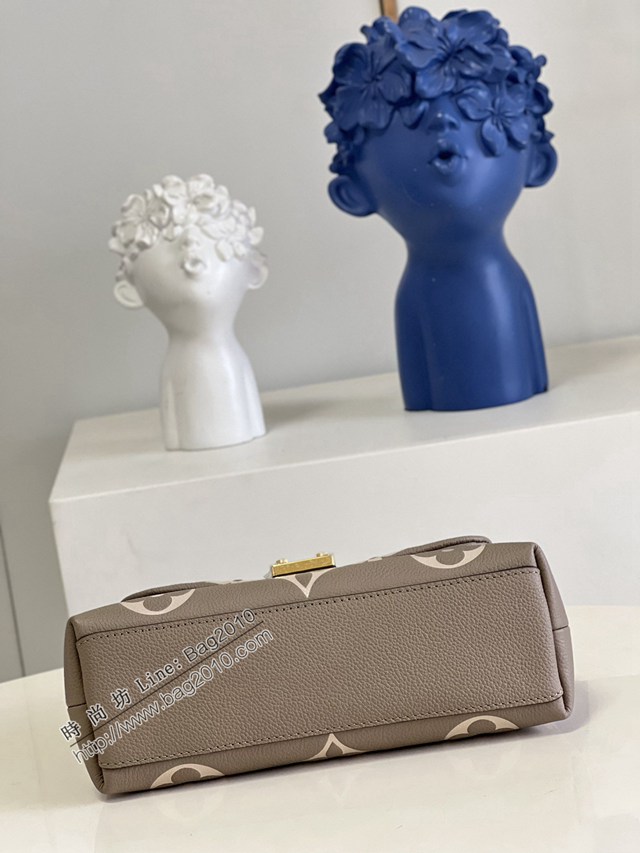 LV專櫃2023新款Madeleine BB手袋 M46012灰絲印 路易威登Empreinte壓紋皮革手提肩背女包 dn1193